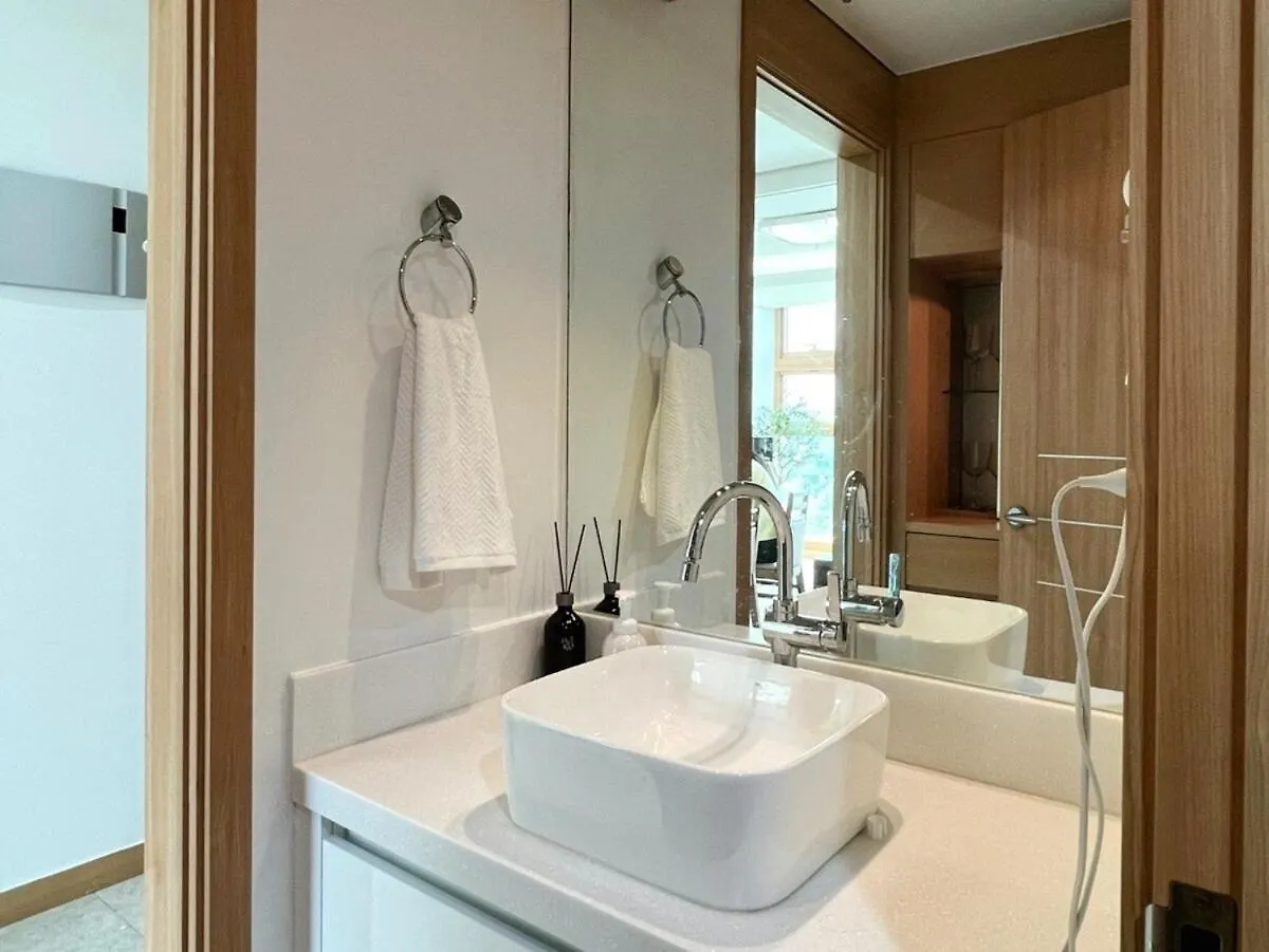 Quiet & Comfy Home, Close To Everything Seoul South Korea