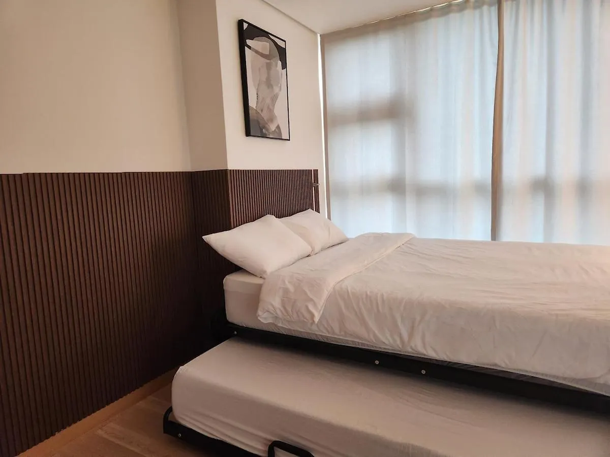Apartment Quiet & Comfy Home, Close To Everything Seoul